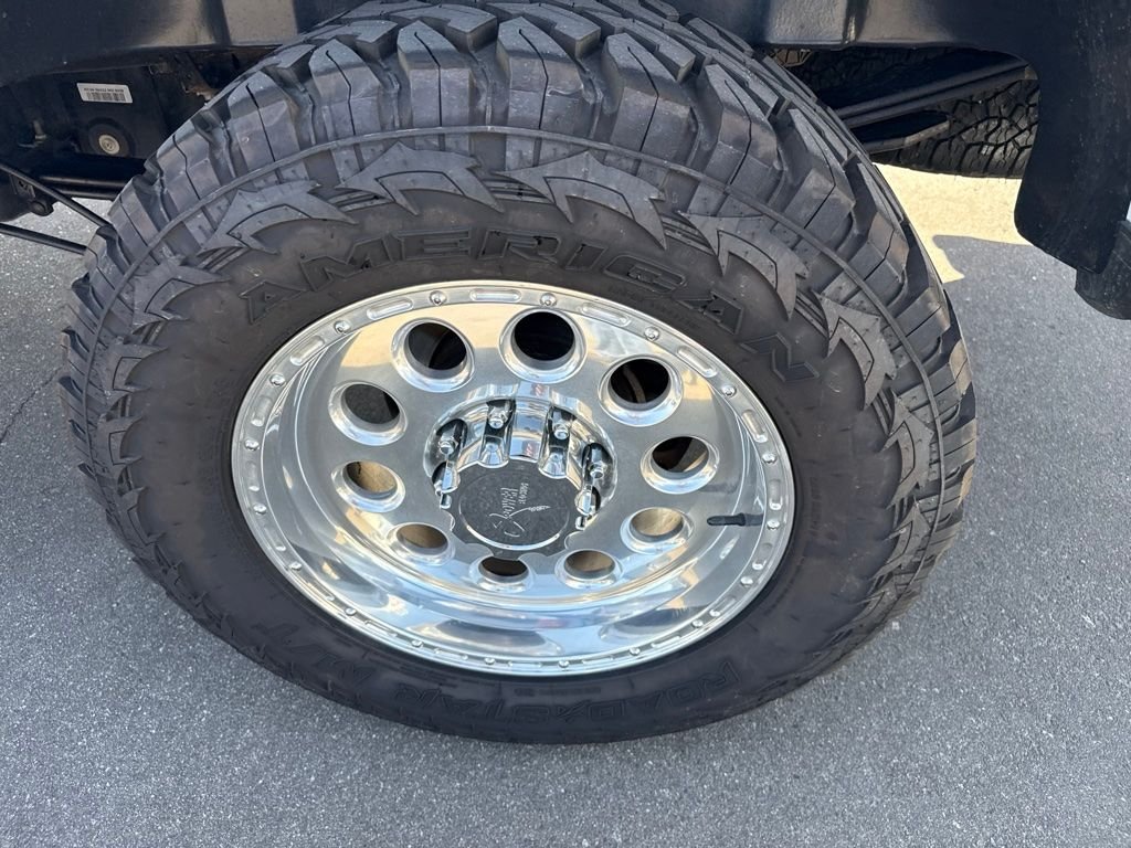 Used 2017 White Ford XL image 9