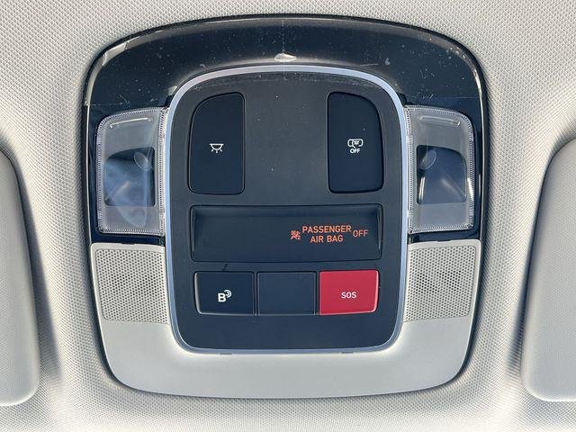 New 2026 Green Hyundai SE FWD image 23