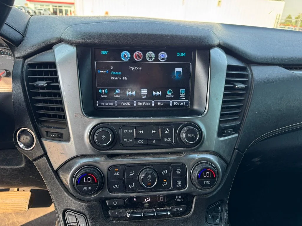 Used 2020 Summit White Chevrolet Premier image 20