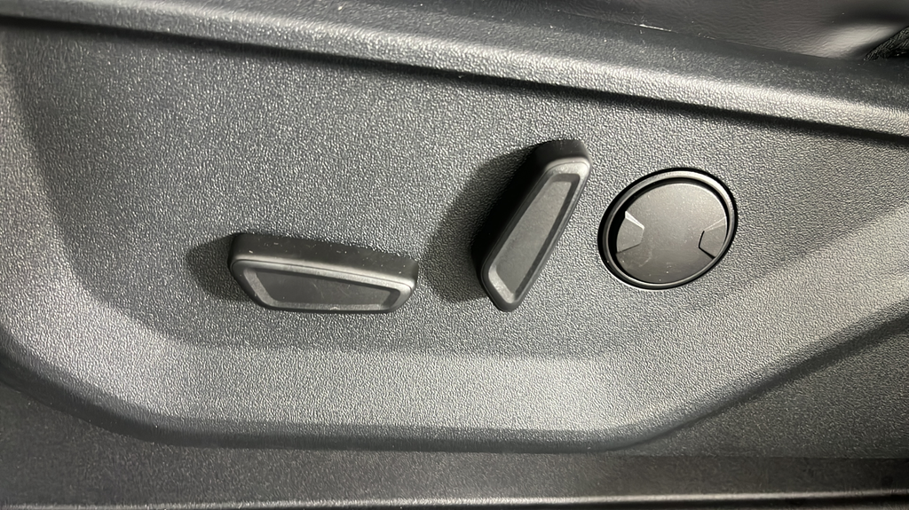 New 2026 Marsh Gray Ford Tremor® image 31