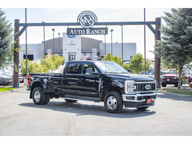 2023 Ford F-350 Super Duty LARIAT