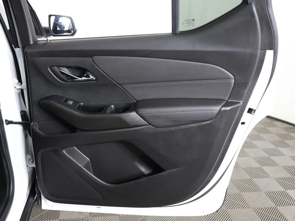 Used 2023 Summit White Chevrolet LT image 26