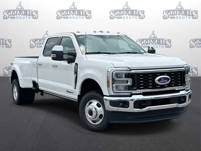 2026 Ford F-350 Lariat 4x4 Crew Cab 8' Box DRW's photo