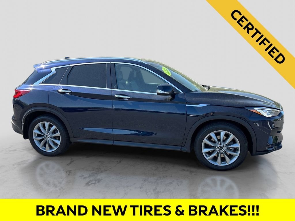 Certified Used 2022 Blue INFINITI LUXE image 6