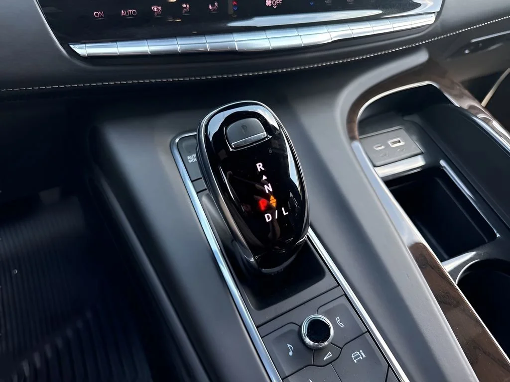 Used 2023 Black Raven Cadillac Sport Platinum image 21