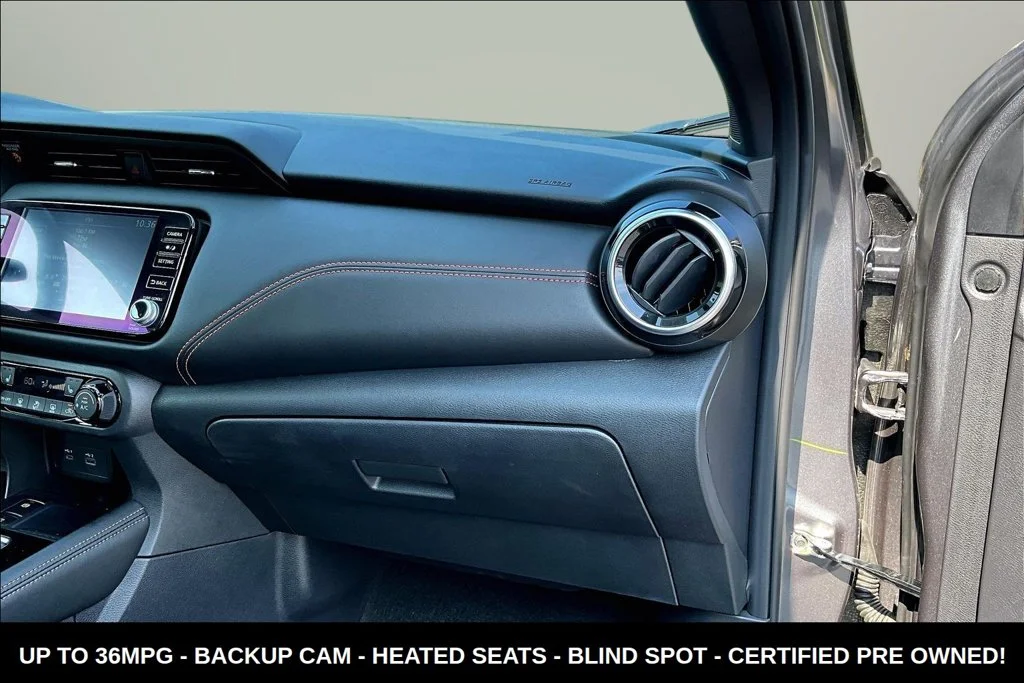 Used 2024 Gray Nissan SR image 31