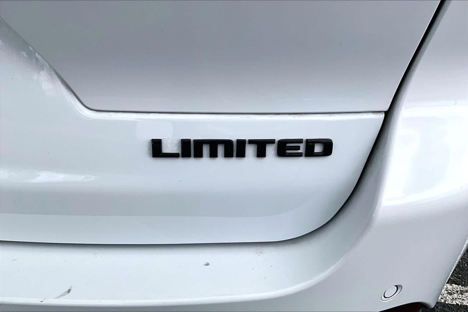 Used 2025 Bright White Clearcoat Jeep Limited image 10