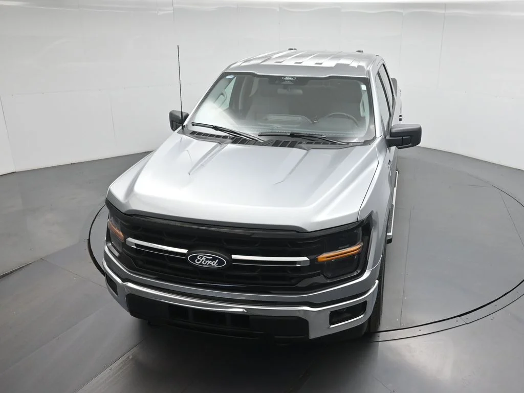 Certified Used 2025 Silver Ford XLT image 36