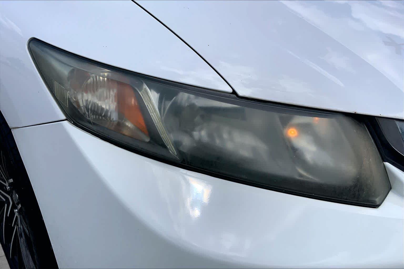 Used 2015 Taffeta White Honda LX image 26