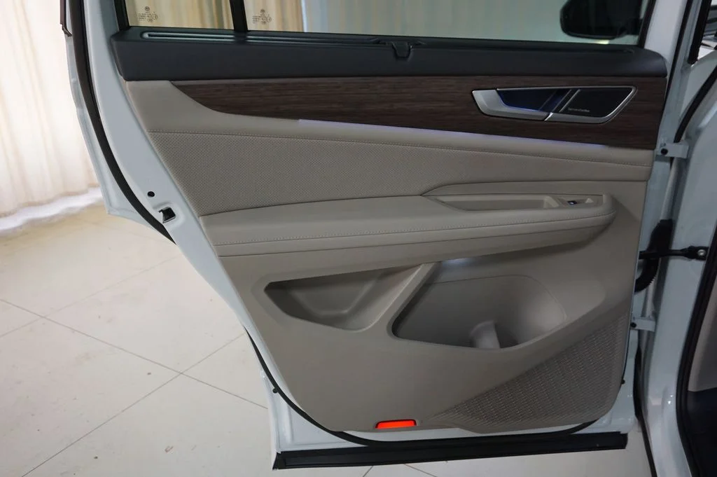 New 2026 Opal White Volkswagen 2.0T SEL Premium R-Line image 31