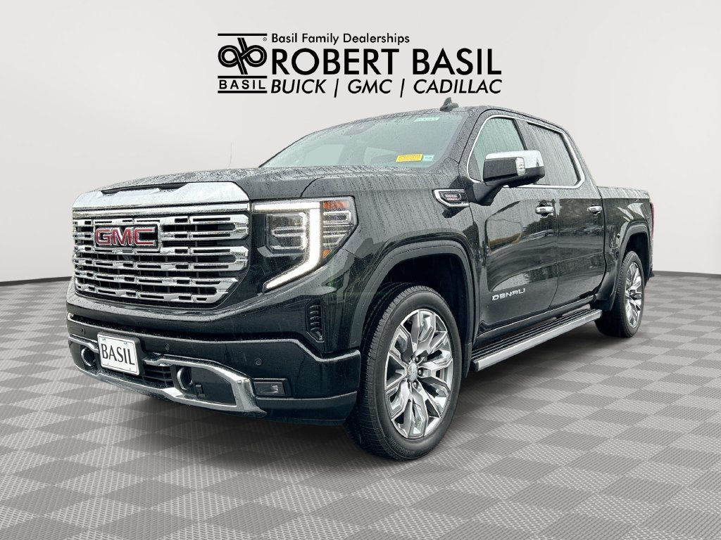 Used 2025 Onyx Black GMC Denali image 1