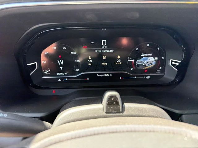 Used 2024 White Frost Tricoat GMC Denali Ultimate image 18