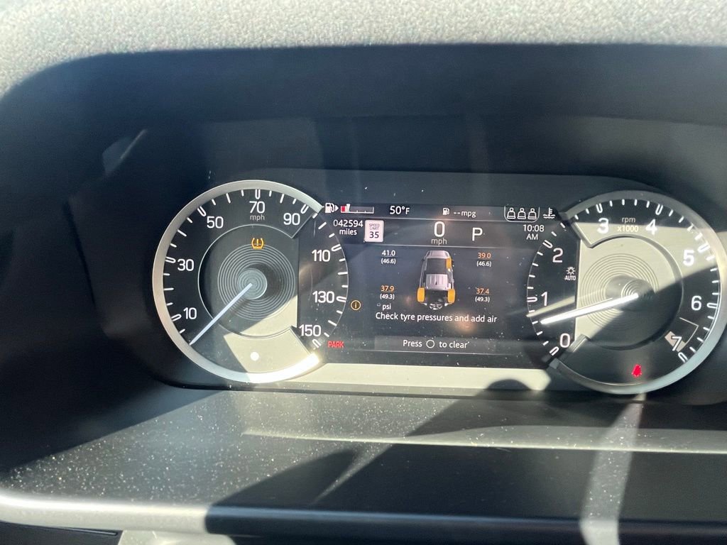 2023 Land Rover Defender SE - Photo 37