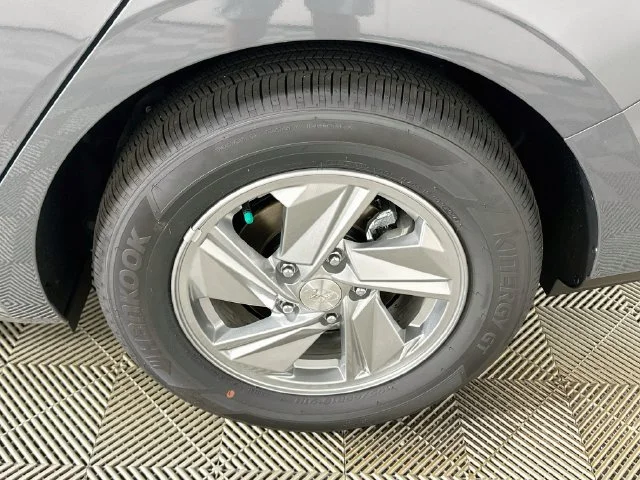 New 2026 Gray Hyundai SE image 20