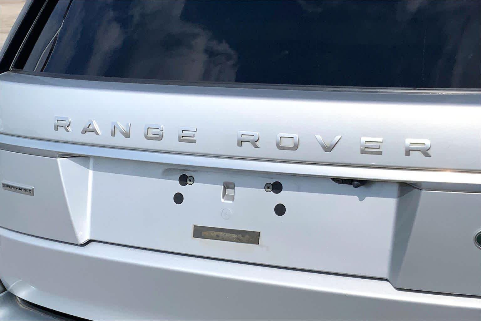 Used 2017 Silicon Silver Metallic Land Rover  image 28