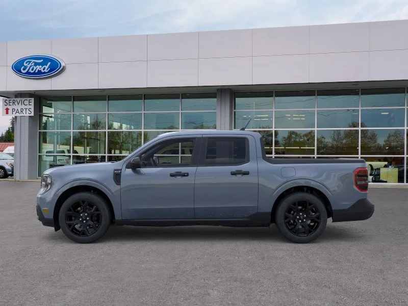 New 2025 Azure Gray Metallic Tri-Coat Ford XLT image 35