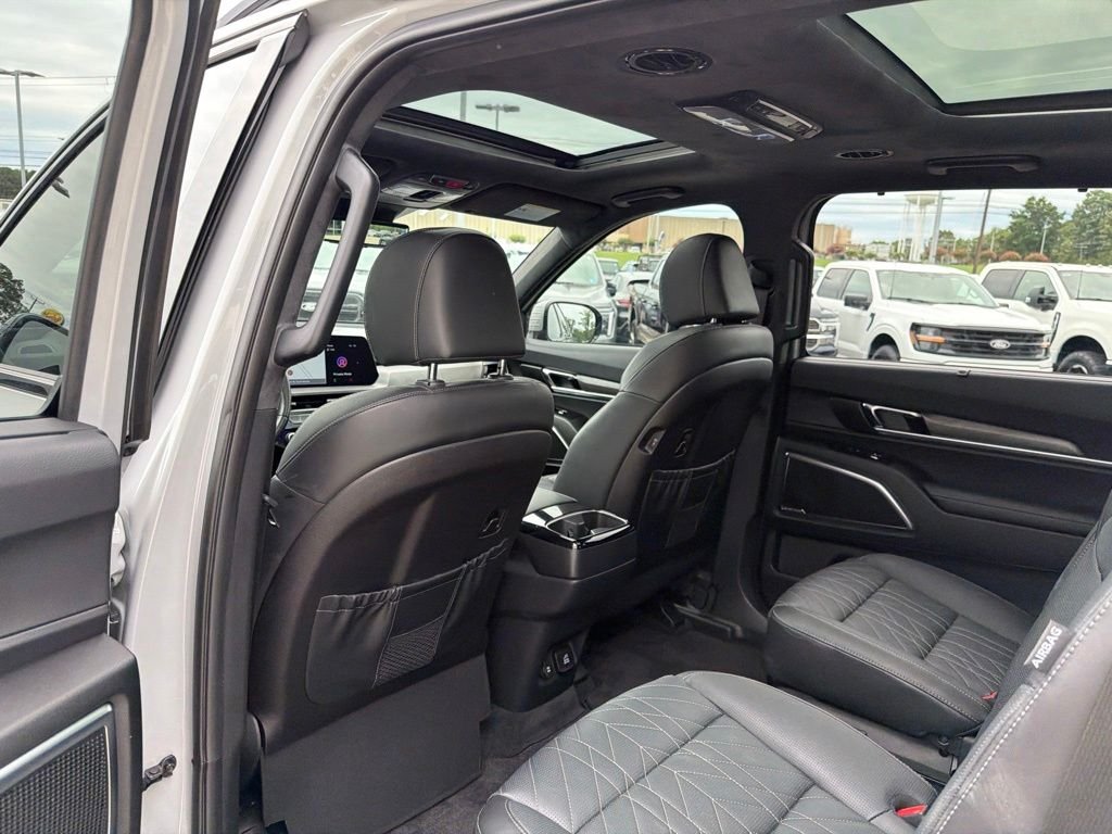 Used 2023 Wolf Gray Kia SX-Prestige X-Line image 15