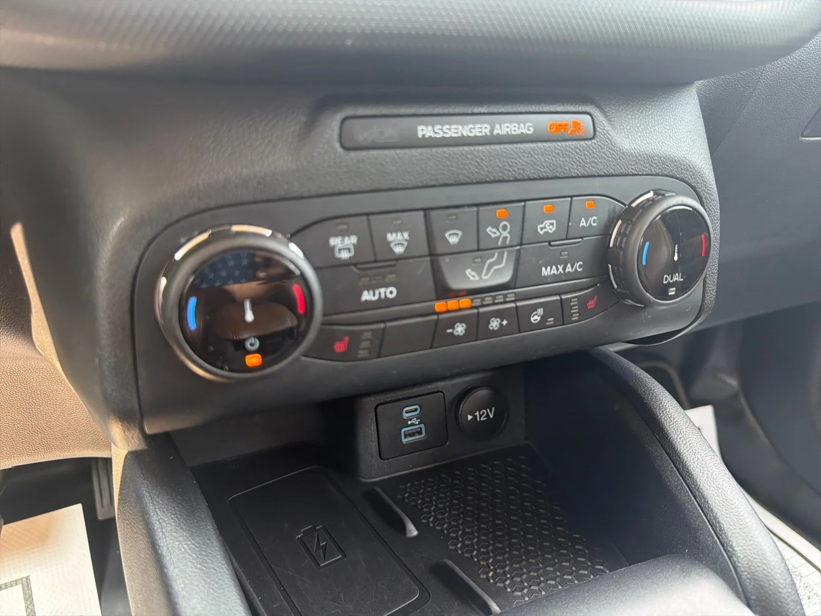 Photo 19