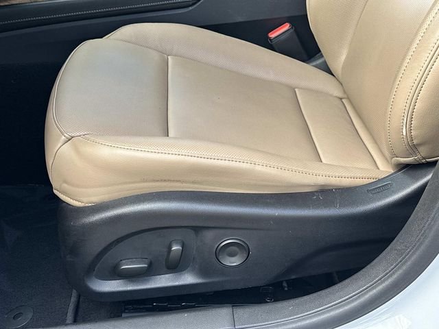 Used 2022 White Cadillac Premium Luxury image 17