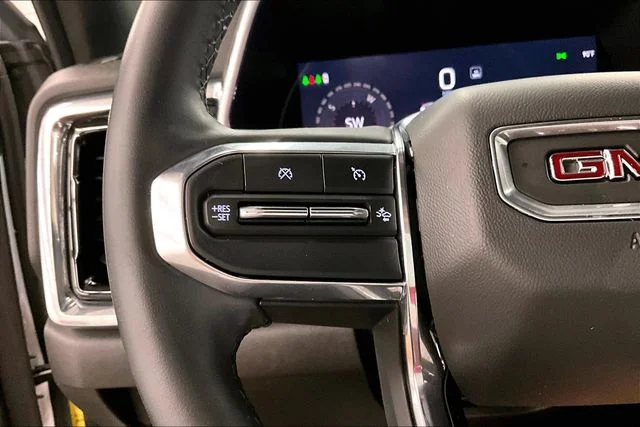 Used 2024 Summit White GMC Elevation image 26