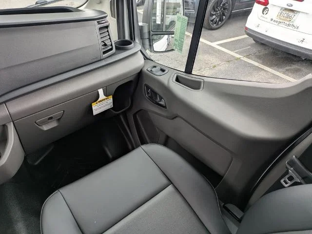 New 2026 Oxford White Ford Base image 47