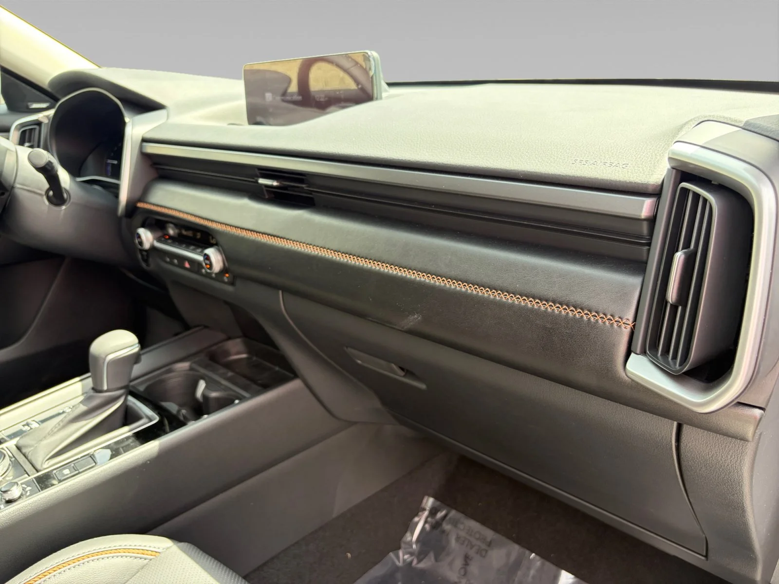 2026 Mazda CX-50 Premium - Photo 18