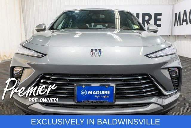 Used 2025 Gray Buick Preferred image 3
