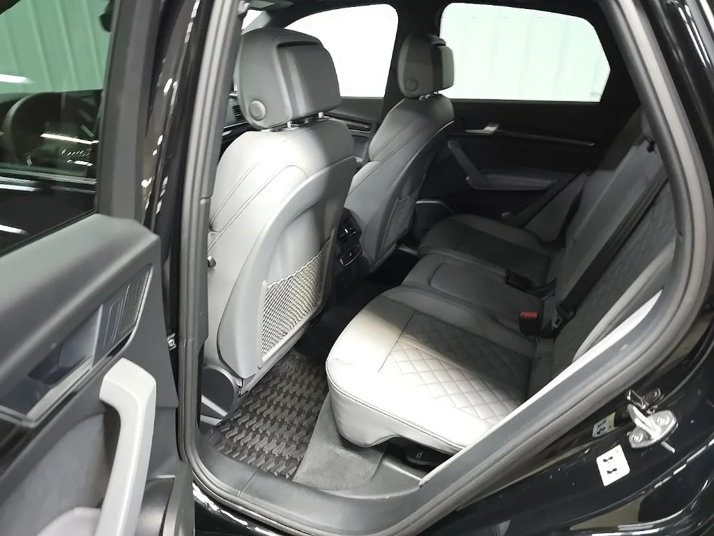 Used 2024 Black Audi Premium Plus image 31