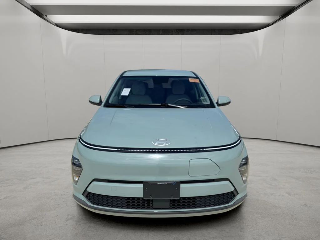 Used 2024 Mirage Green Hyundai SE image 9