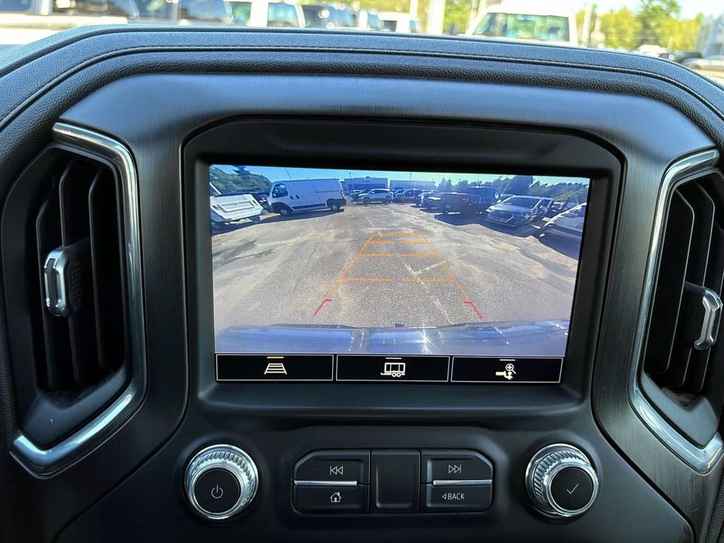 Used 2021 Sky GMC AT4 image 21