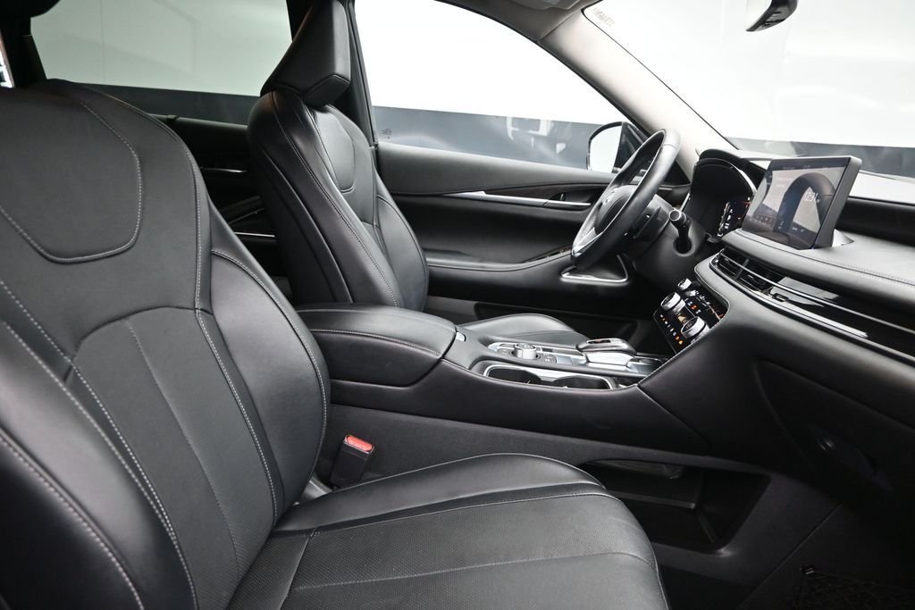 Certified Used 2023 Blue INFINITI Sensory image 21