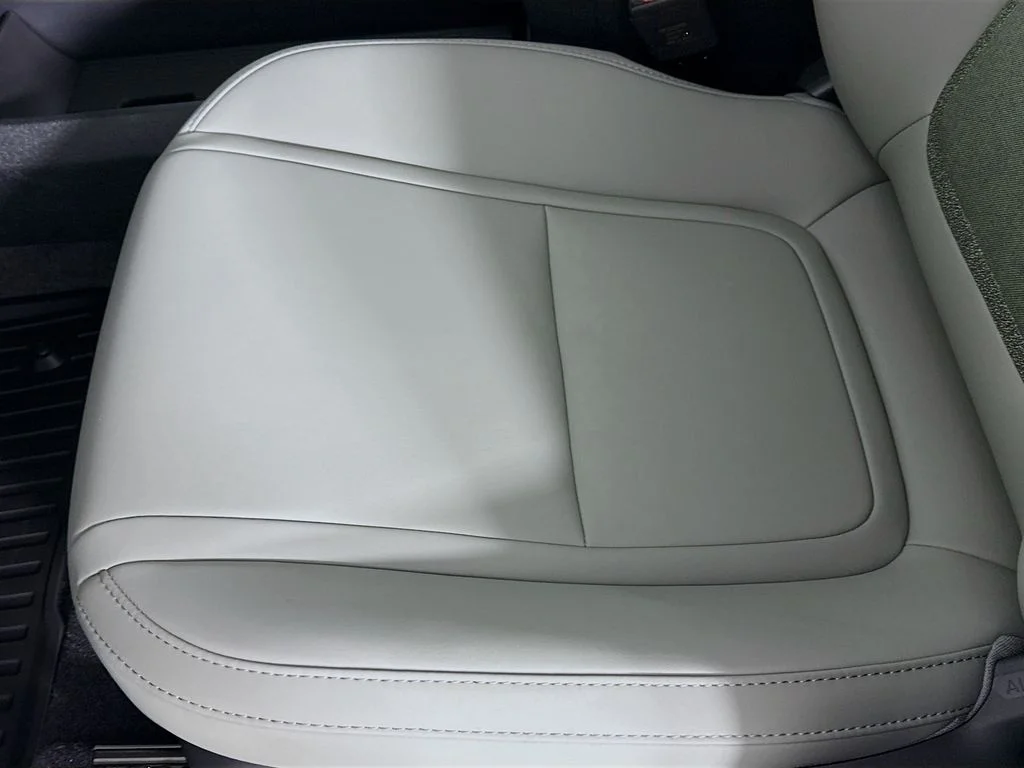 New 2026 Crystal White Volvo Twin Motor Performance Ultra image 14