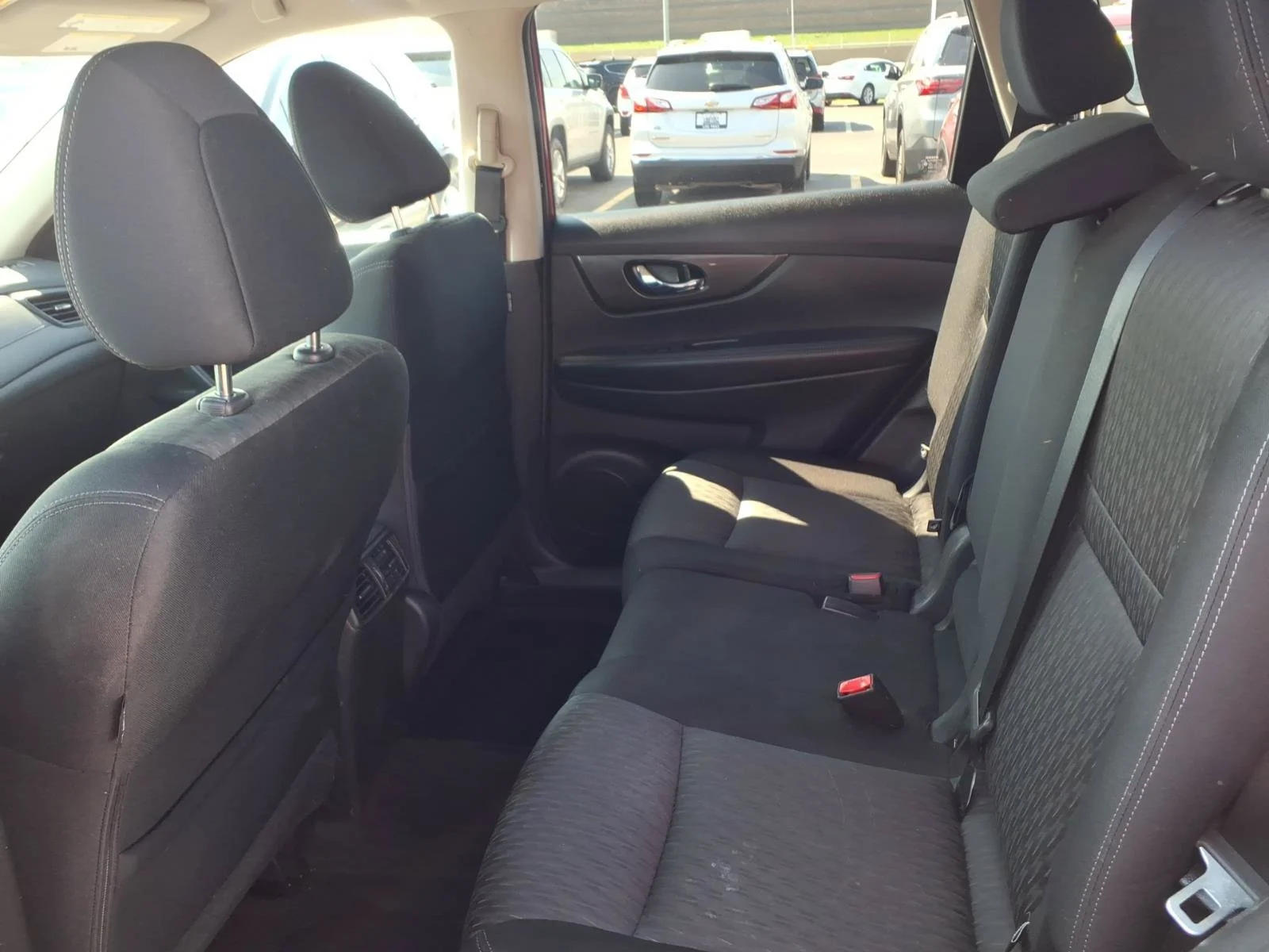 Used 2017 Palatial Ruby Nissan SV image 24