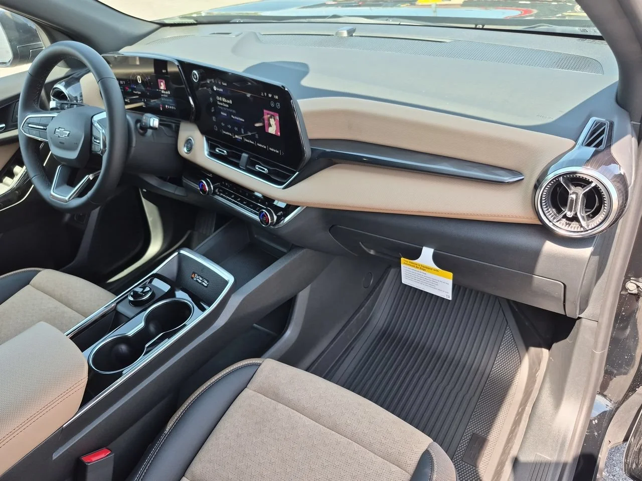 New 2027 Mosaic Black Metallic Chevrolet ACTIV image 28