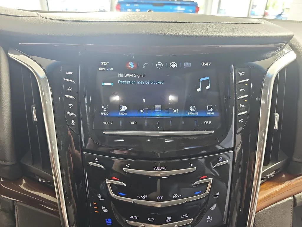 Used 2018 White Cadillac Luxury image 28