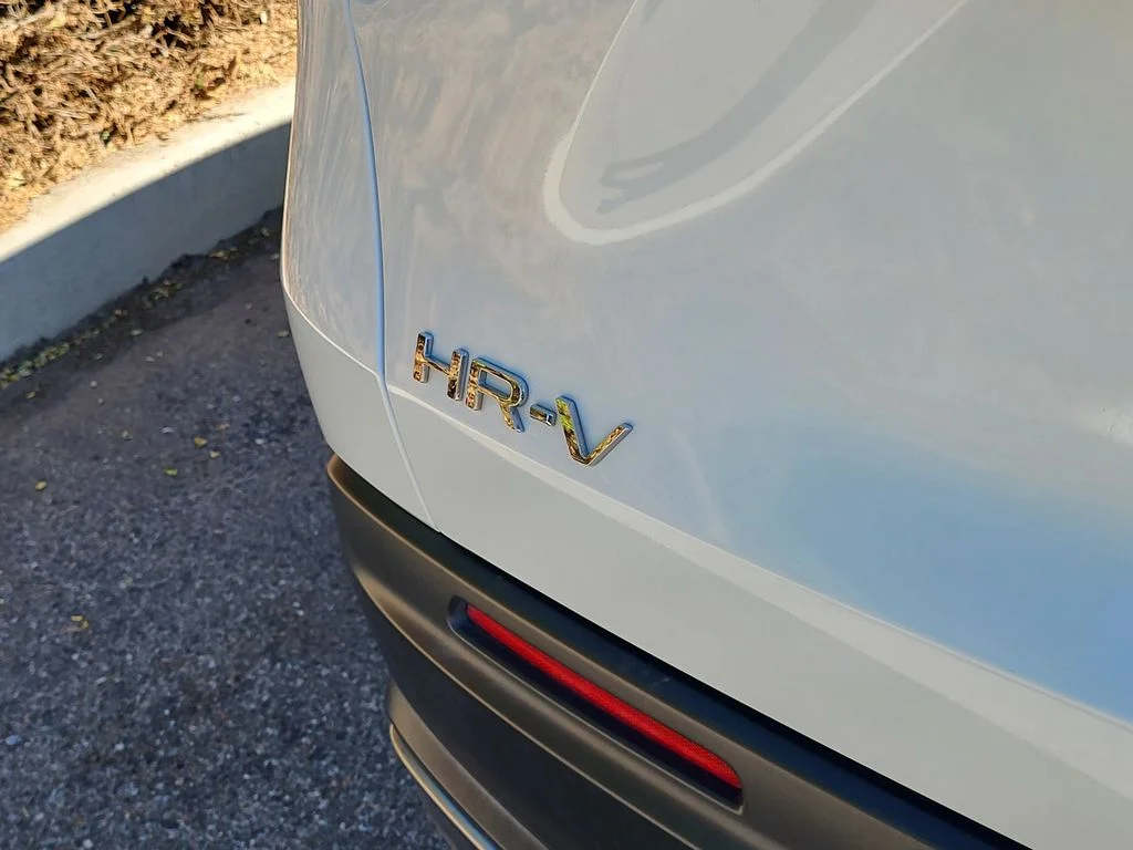 Used 2023 Platinum White Pearl Honda Sport image 26