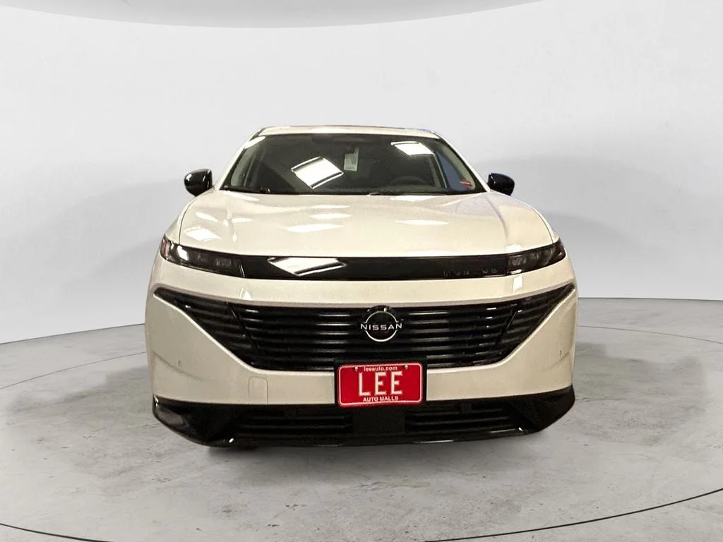 New 2027 Everest White Pearl Tricoat Nissan SL image 8