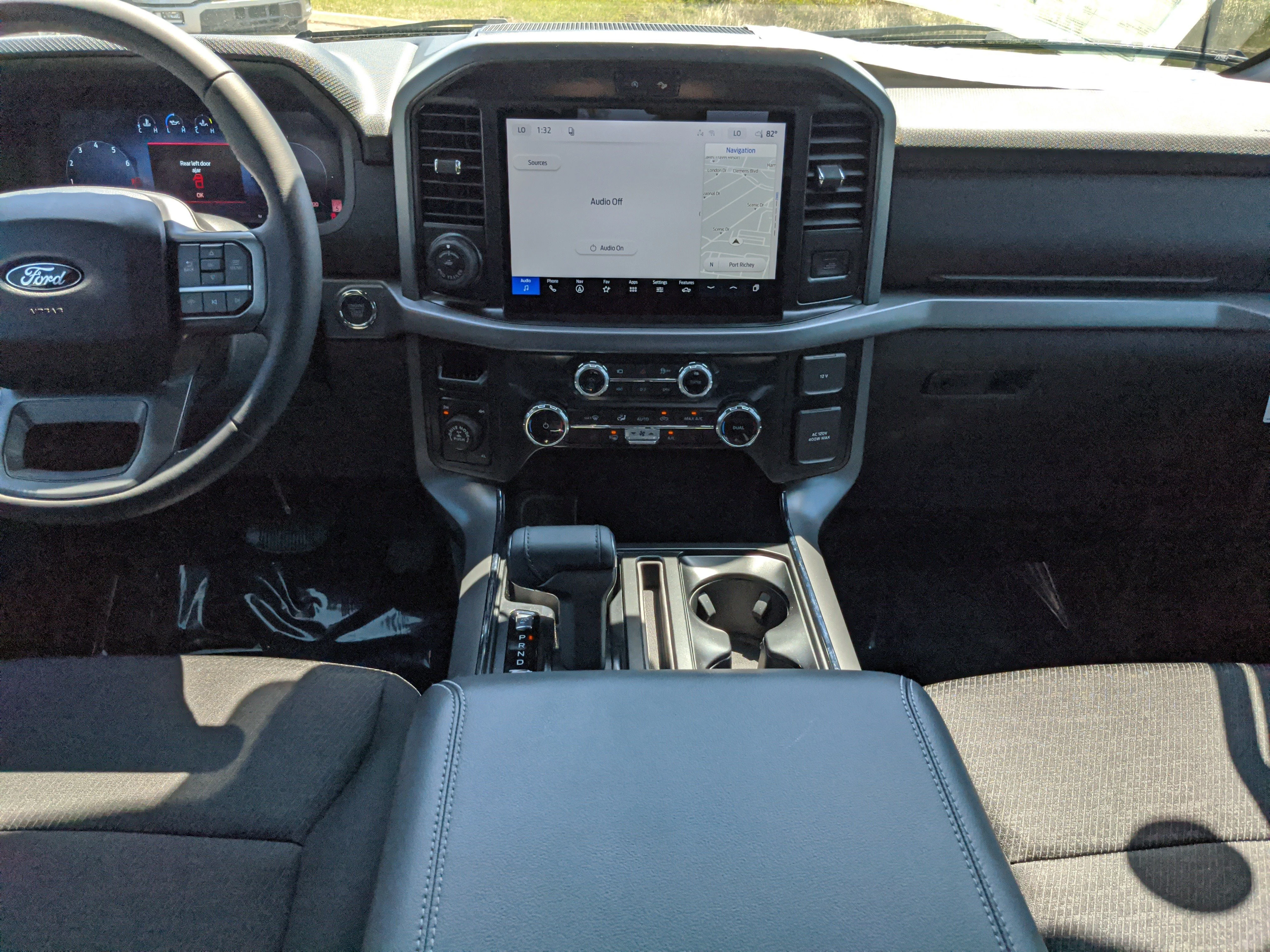 New 2026 Oxford White Ford XLT image 14