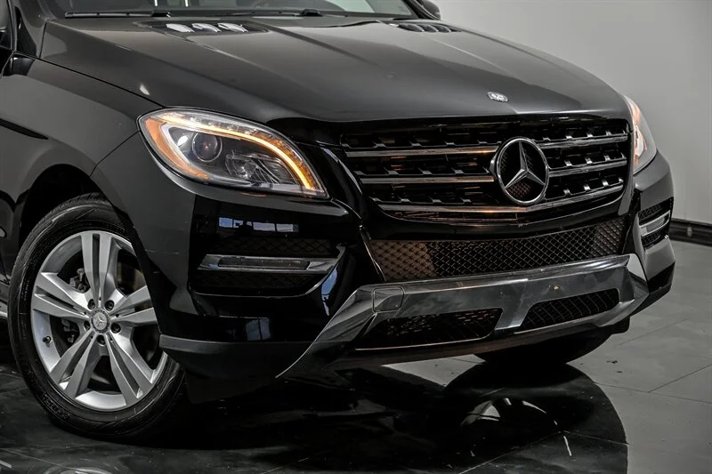 Used 2014 Black Mercedes-Benz ML 350 4MATIC® image 2