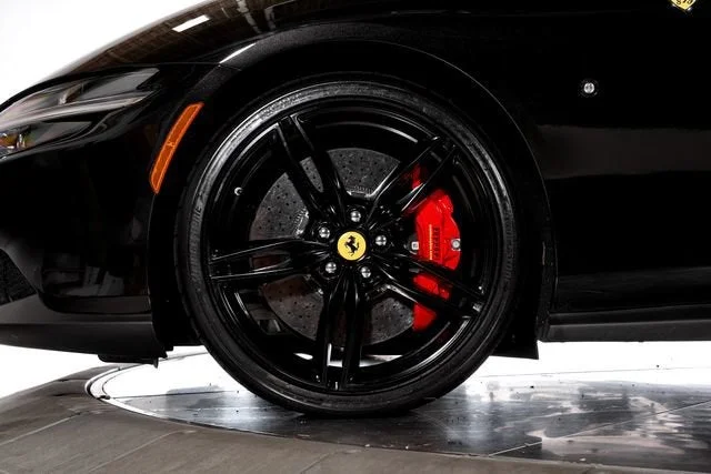 Used 2024 Nero Daytona Ferrari  image 18