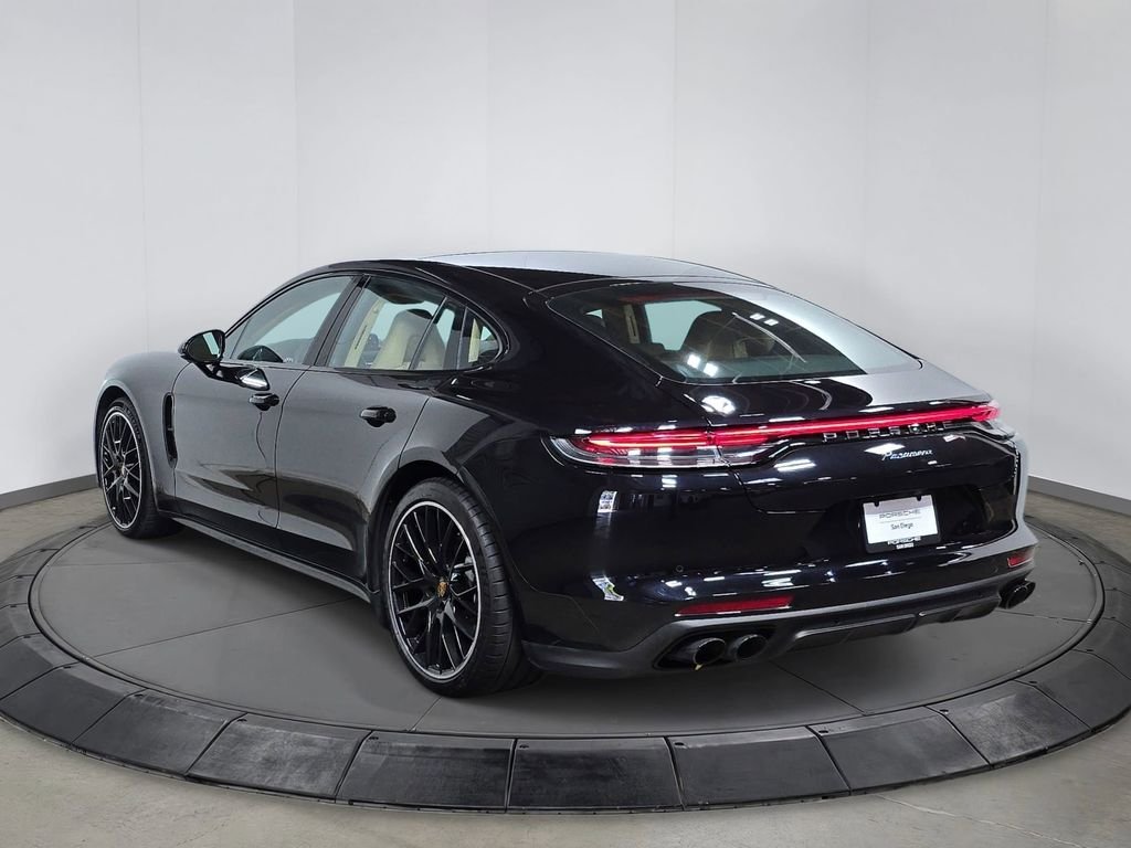 Used 2023 Black Porsche  image 3