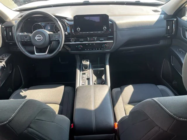 Used 2024 White Nissan SV image 15