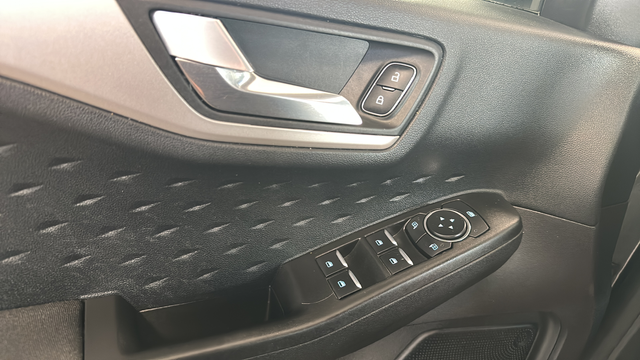 Used 2020 Magnetic Metallic Ford SE image 20