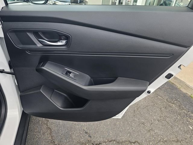 Used 2025  Honda SE image 10