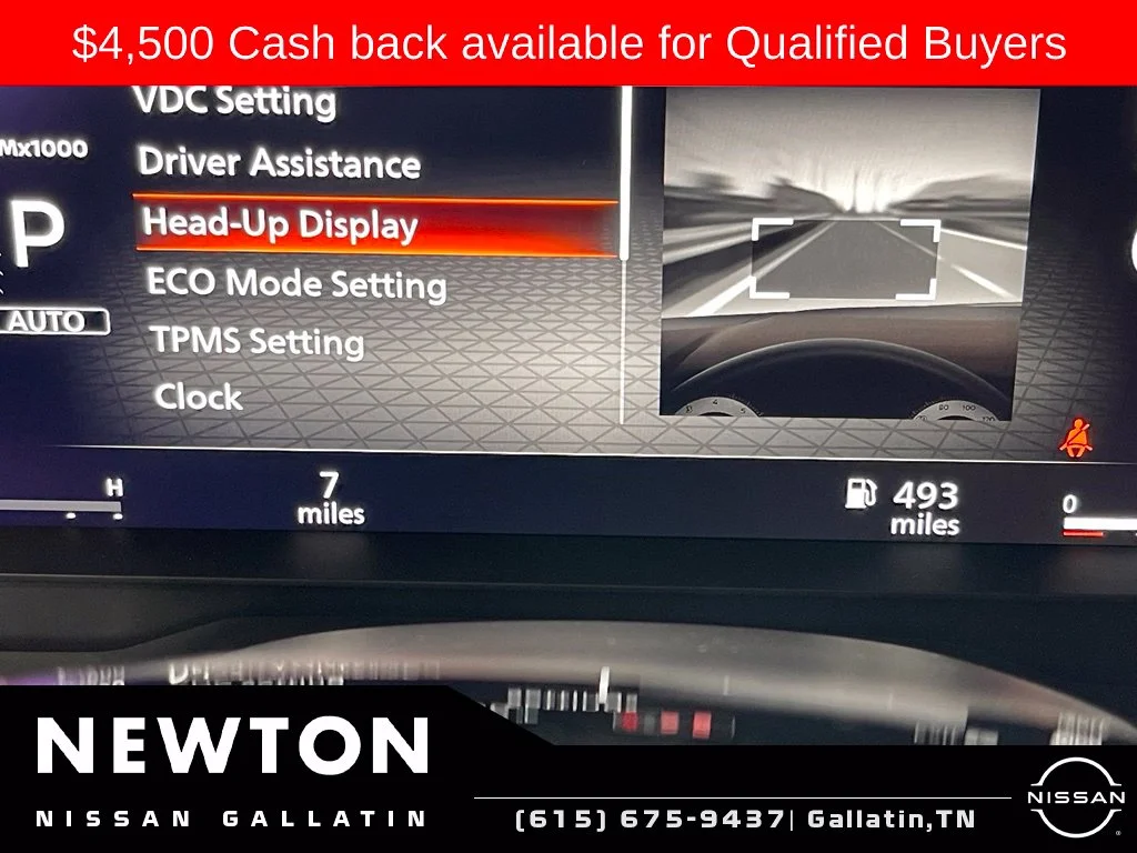 New 2026 Champagne Silver Metallic / Super Black Two-tone Nissan Platinum image 39