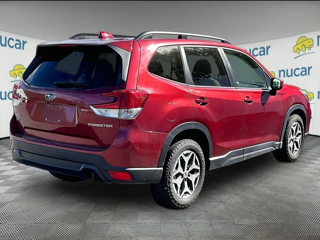 Used 2021 Crimson Red Pearl Subaru Premium image 6