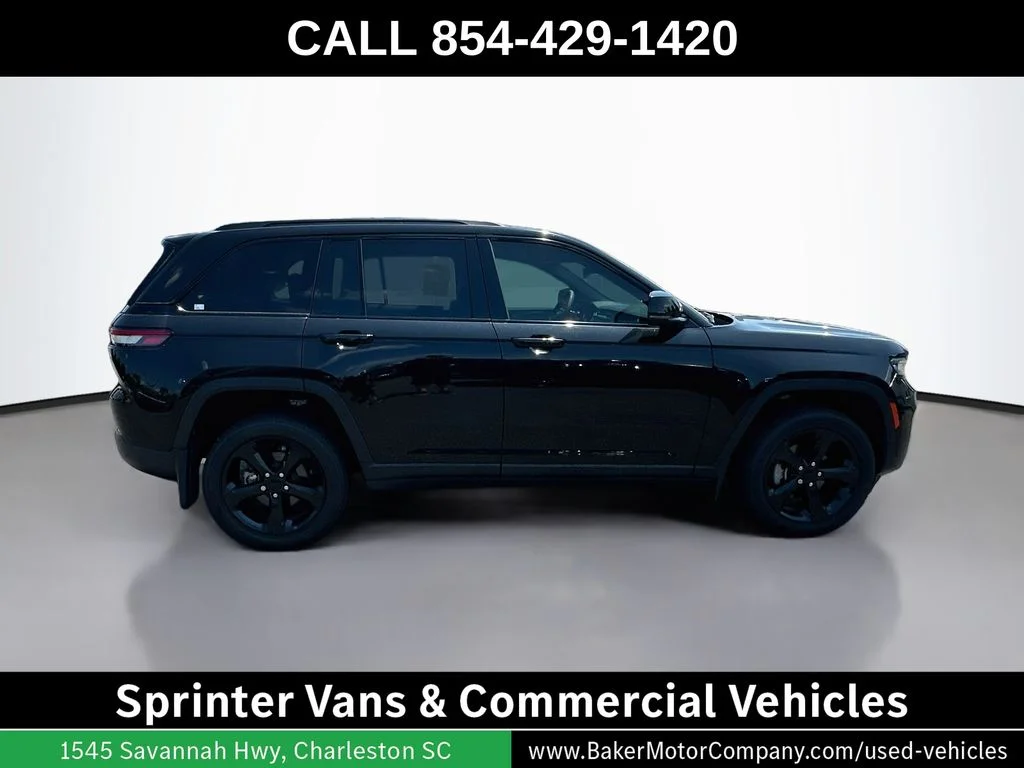 2023 Jeep Grand Cherokee Altitude - Photo 8