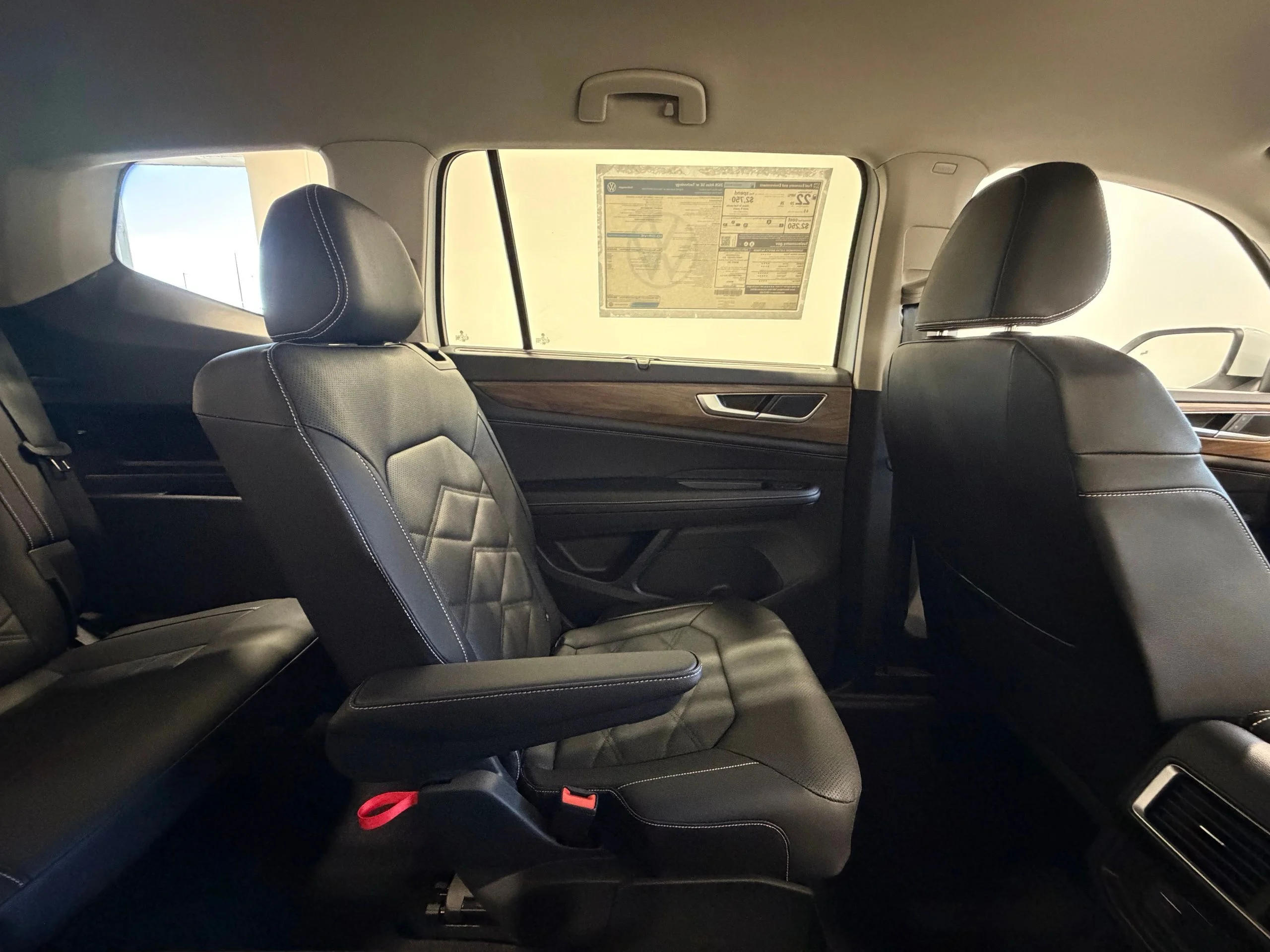 New 2026 White Volkswagen 2.0T SE w/Technology image 38