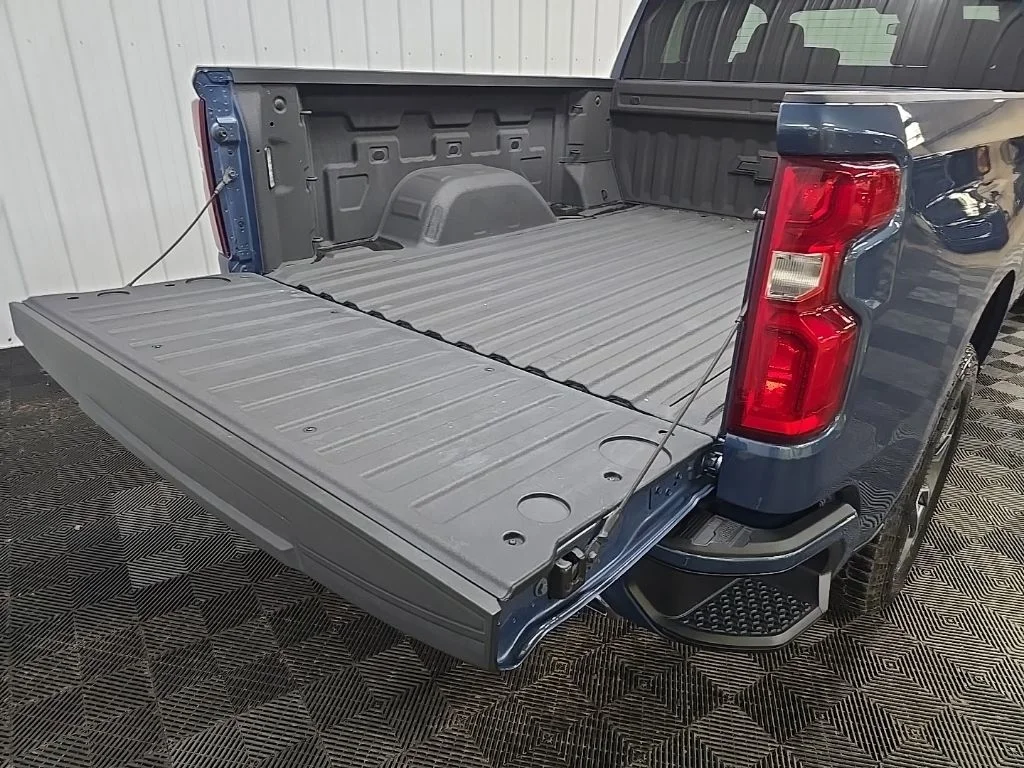 Used 2024 Blue Chevrolet RST image 11