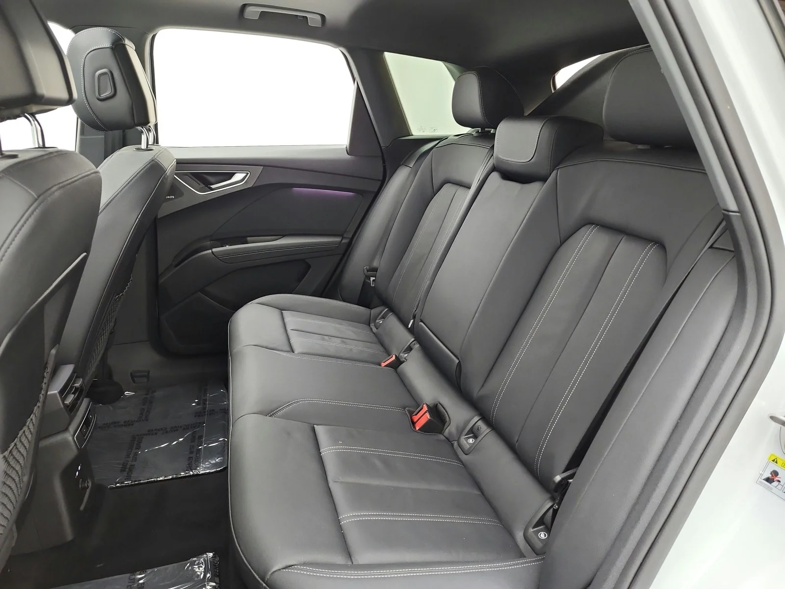 Used 2023 Glacier White Metallic Audi Premium Plus 40 RWD image 15